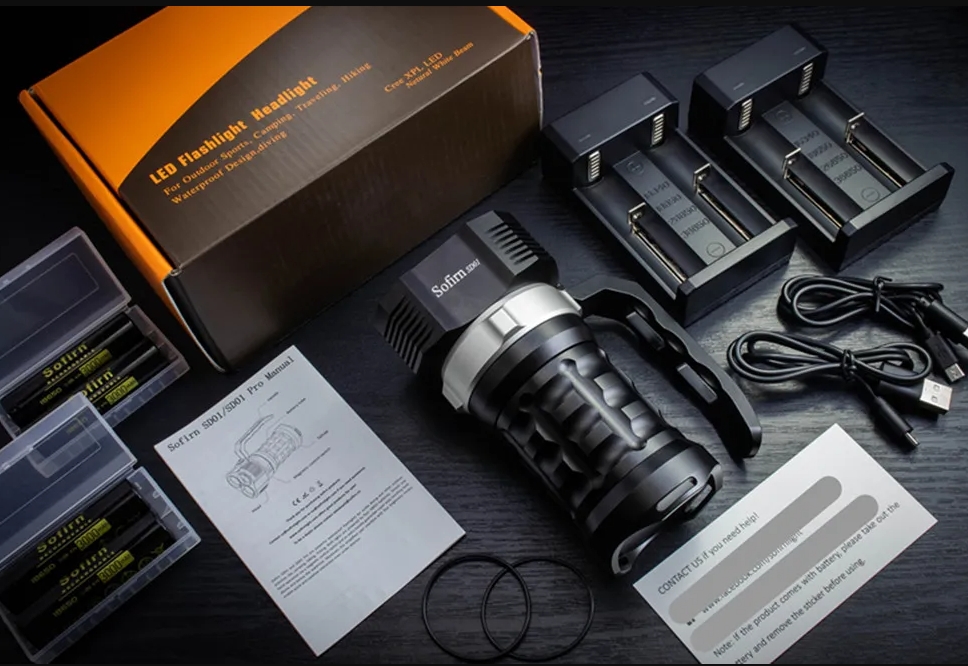 Ultra Bright 10000LM SD01 Pro  - огляд і ціна Underwater Flashlight